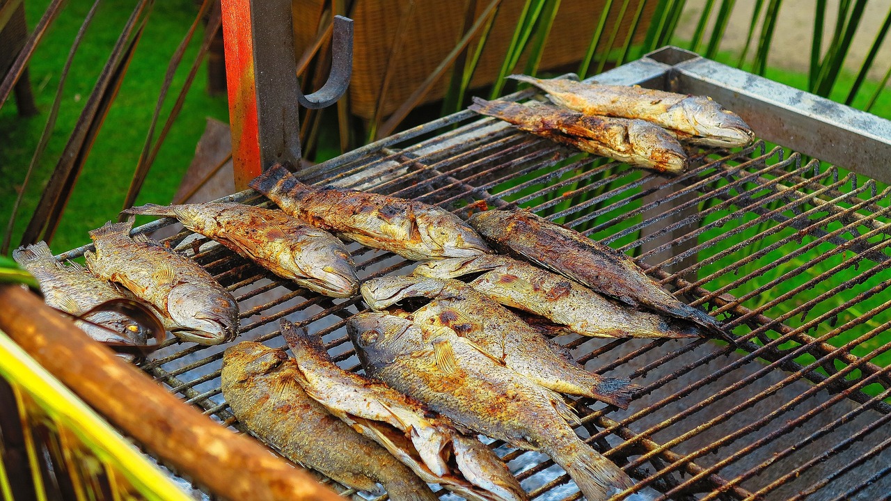 厨房秘籍大曝光轻松上手，五花八门的猪脚料理让你大呼过瘾！